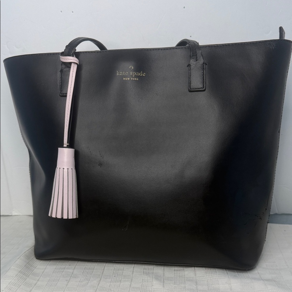 Kate Spade Wright Place Karla Smooth Leather Tote in Black